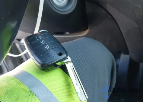 2016 Kia Sorento 2.4L Lx from USA, damaged, VIN 5XYPG4A30GG089180